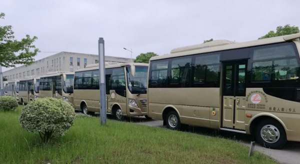 Huaxin bus has repeatedly received batch orders for new products in many market segments